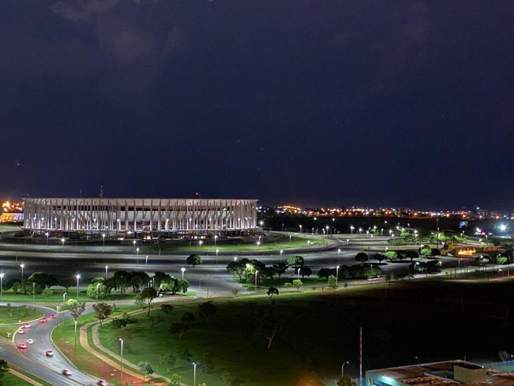 Flat Encantador No 7º Com Vista Pra Torre De Tv Brasilia Exterior foto