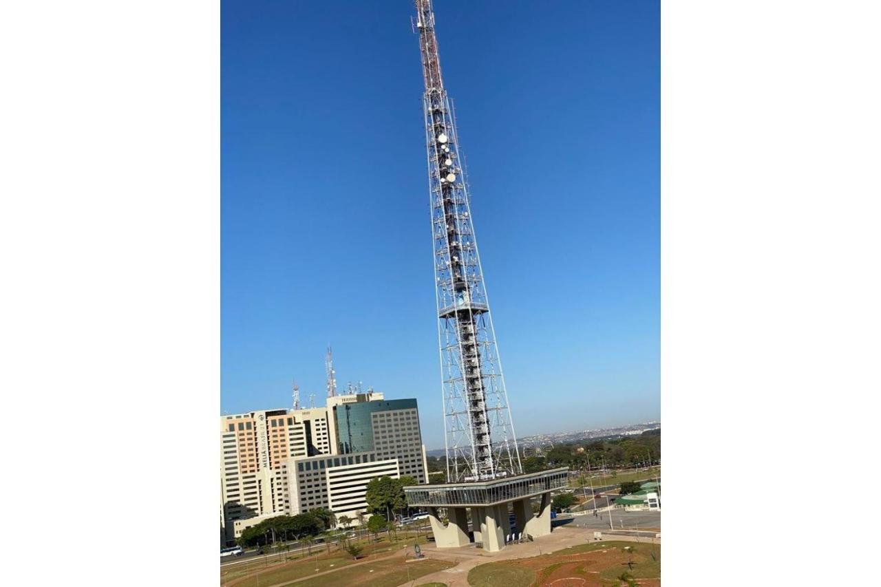 Flat Encantador No 7º Com Vista Pra Torre De Tv Brasilia Exterior foto